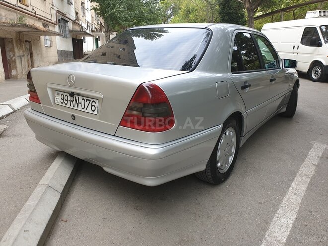 Mercedes C 220 2000, 500,000 km - 2.2 л - Bakı