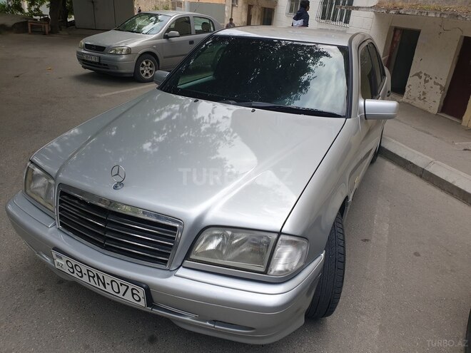 Mercedes C 220 2000, 500,000 km - 2.2 л - Bakı