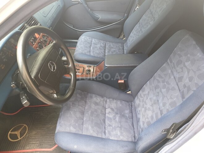 Mercedes C 220 2000, 500,000 km - 2.2 л - Bakı