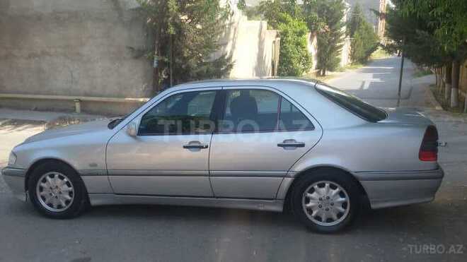 Mercedes C 200 1999, 406,000 km - 2.0 л - Bakı