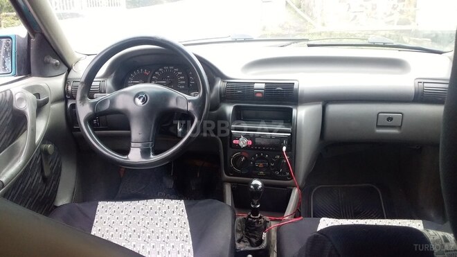 Opel Astra 1992, 100,000 km - 1.6 l - Qax