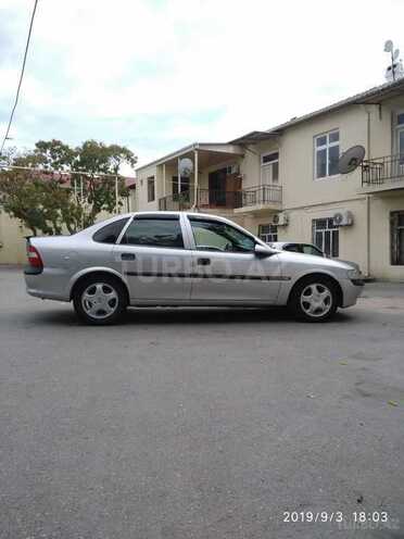Opel Vectra 1999, 281,803 km - 1.6 l - Bakı