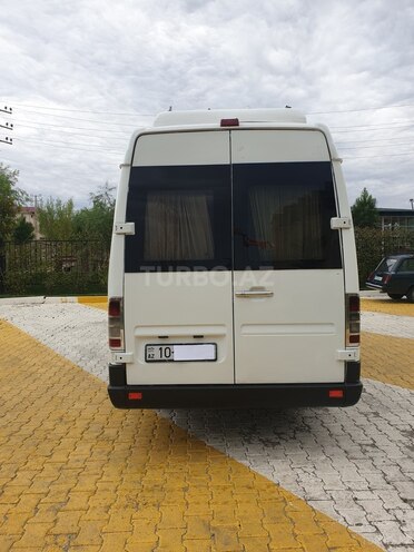 Mercedes Sprinter 413 2005, 81,952 km - 2.2 l - Bakı