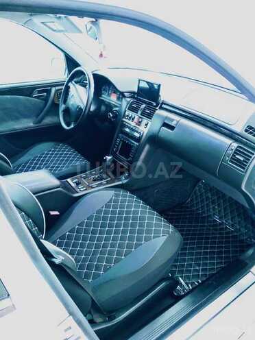 Mercedes E 240 2001, 196,000 km - 2.6 l - Bakı