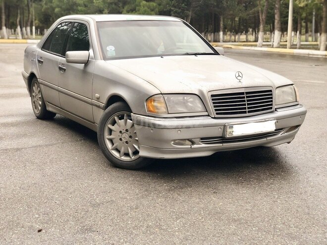 Mercedes C 240 1998, 315,000 km - 2.4 l - Sumqayıt