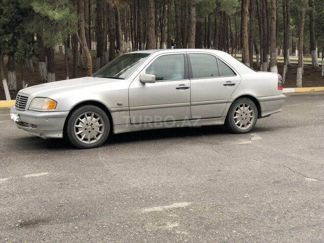 Mercedes C 240 1998, 315,000 km - 2.4 l - Sumqayıt