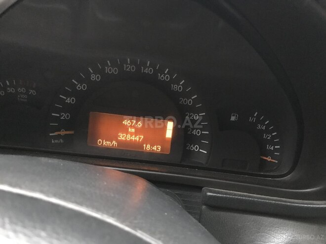Mercedes C 200 2001, 328,447 km - 2.0 л - Bakı