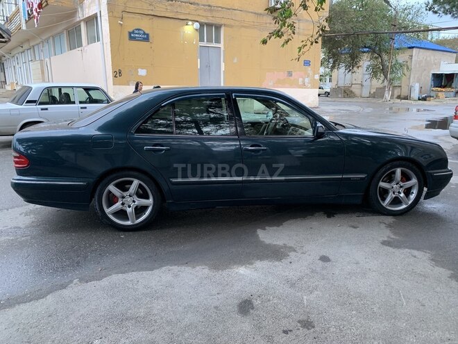Mercedes E 240 1999, 214,500 km - 2.4 l - Sumqayıt
