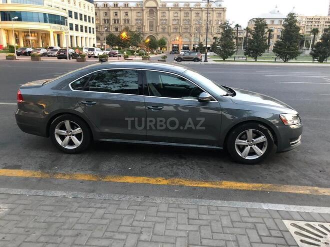 Volkswagen Passat 2012, 100,000 km - 2.5 л - Bakı