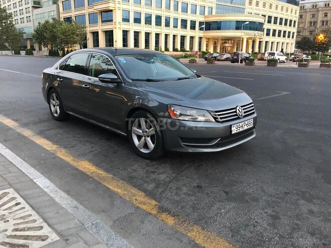 Volkswagen Passat 2012, 100,000 km - 2.5 л - Bakı