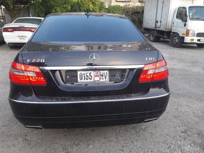 Mercedes E 220 2013, 84,300 km - 2.2 l - Bakı