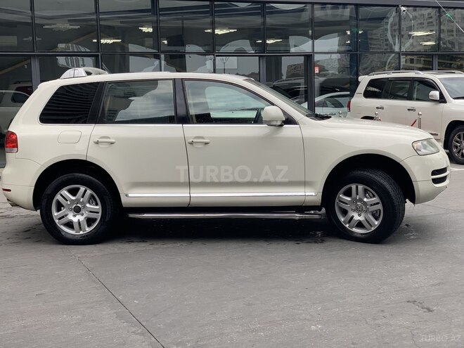 Volkswagen Touareg 2005, 225,000 km - 4.2 л - Bakı