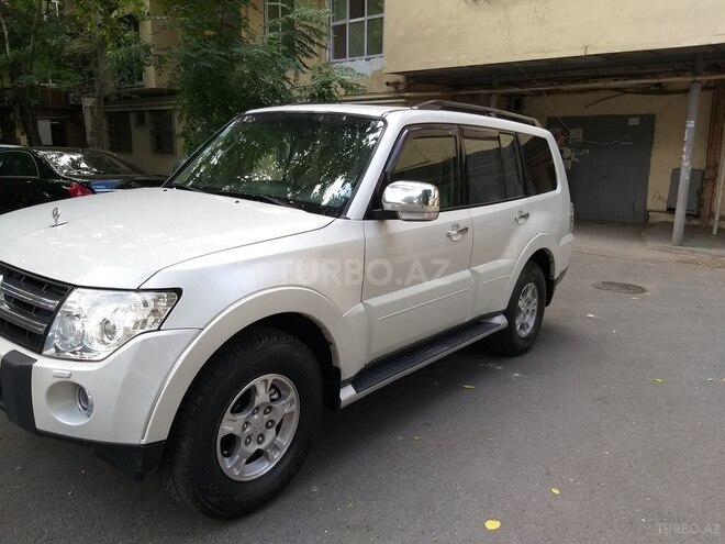Mitsubishi Pajero 2007, 198,256 km - 3.0 л - Bakı