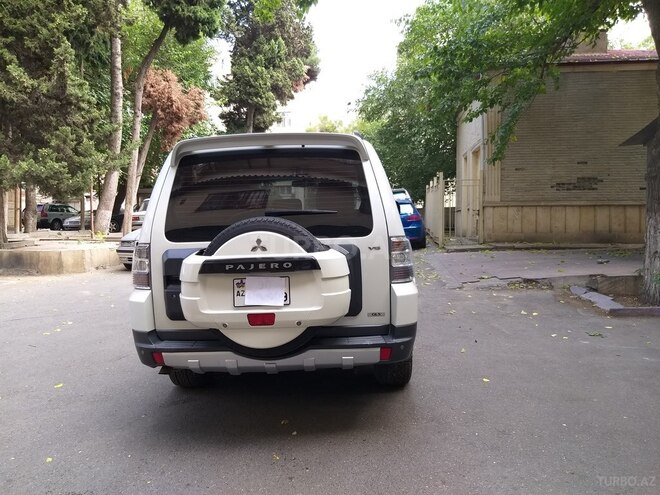 Mitsubishi Pajero 2007, 198,256 km - 3.0 л - Bakı