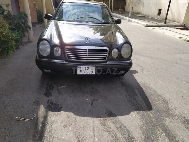 Mercedes E 230 1997, 259,000 km - 2.3 l - Bakı
