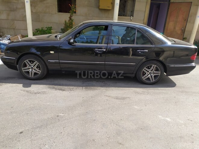 Mercedes E 230 1997, 259,000 km - 2.3 l - Bakı