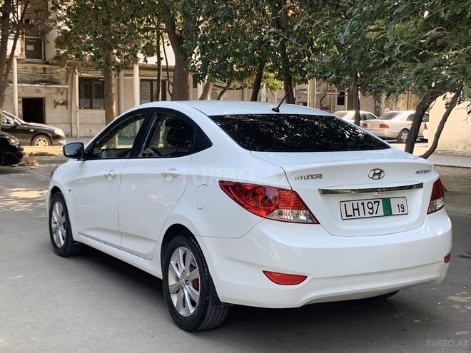 Hyundai Accent 2012, 118,000 km - 1.6 l - Bakı