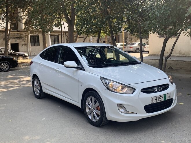 Hyundai Accent 2012, 118,000 km - 1.6 l - Bakı