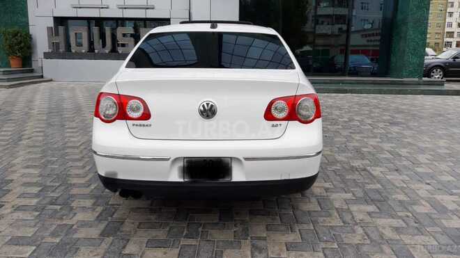 Volkswagen Passat 2005, 247,000 km - 2.0 l - Bakı