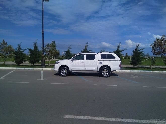 Toyota Hilux 2012, 85,300 km - 2.5 l - Bakı