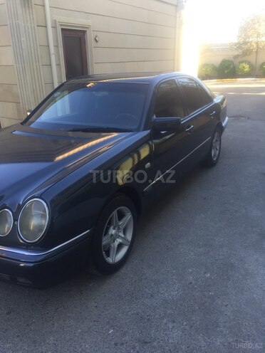 Mercedes E 230 1995, 373,400 km - 2.3 л - Bakı