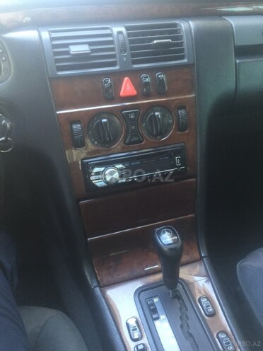 Mercedes E 230 1995, 373,400 km - 2.3 л - Bakı