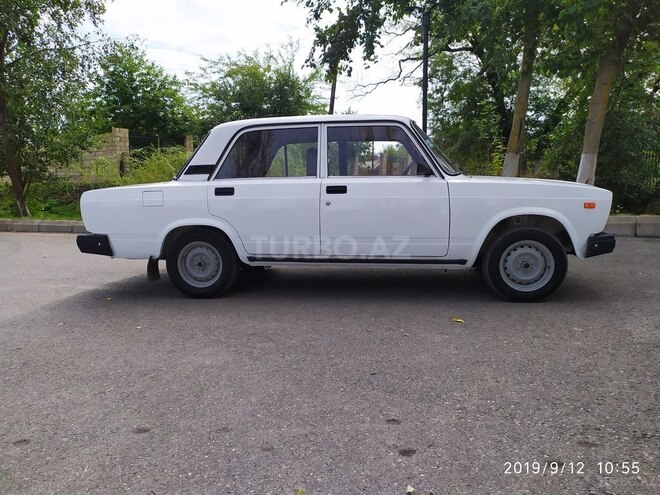 LADA (VAZ) 2107 2009, 58,000 km - 1.6 l - Quba