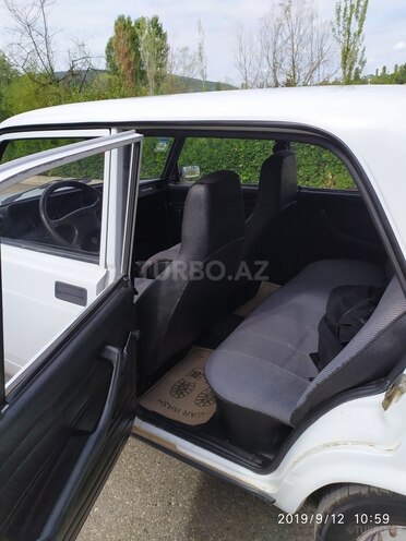 LADA (VAZ) 2107 2009, 58,000 km - 1.6 l - Quba