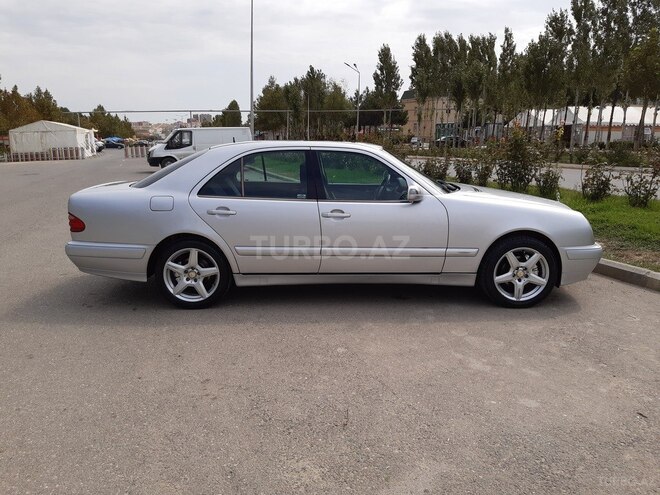 Mercedes E 240 2000, 356,278 km - 2.4 l - Bakı