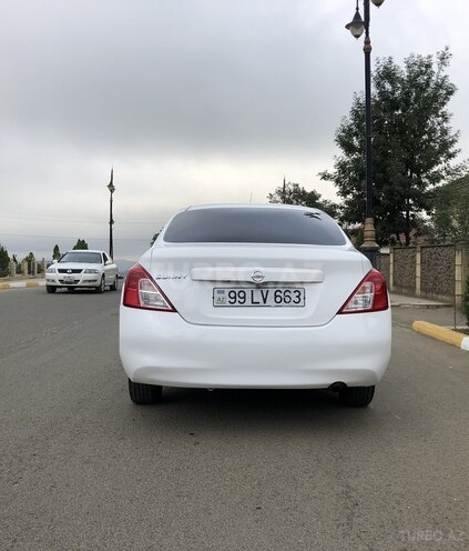 Nissan Sunny 2013, 125,000 km - 1.5 l - Bakı