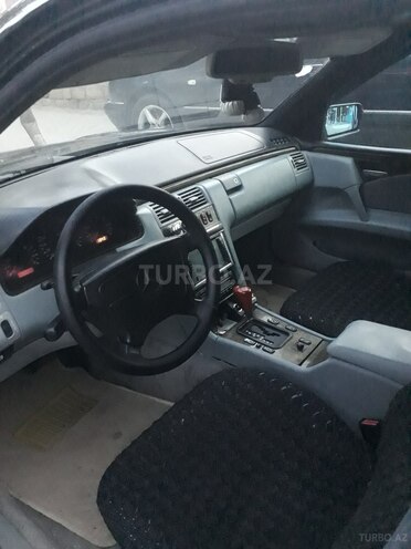 Mercedes E 230 1996, 24,500 km - 2.3 l - Bakı