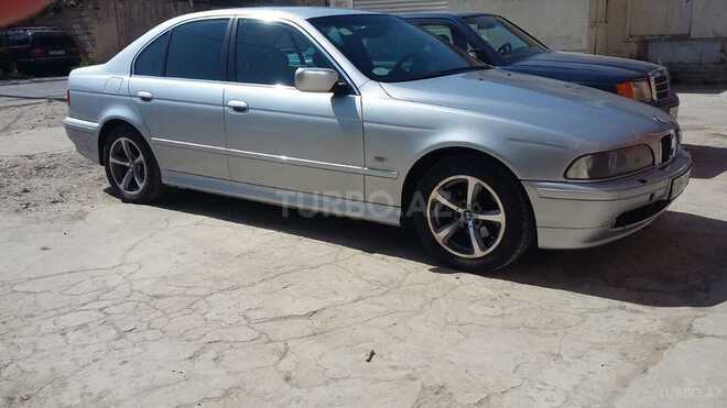 BMW 525 2001, 293,149 km - 2.5 л - Bakı