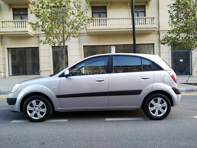 Kia Rio 2006, 179,000 km - 1.5 l - Bakı