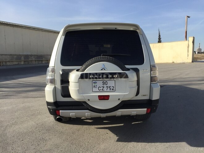 Mitsubishi Pajero 2008, 220,000 km - 3.2 l - Bakı