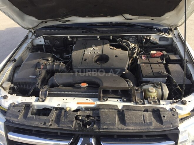 Mitsubishi Pajero 2008, 220,000 km - 3.2 l - Bakı