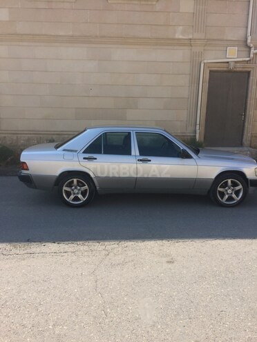 Mercedes 190 1990, 305,100 km - 2.0 л - Bakı