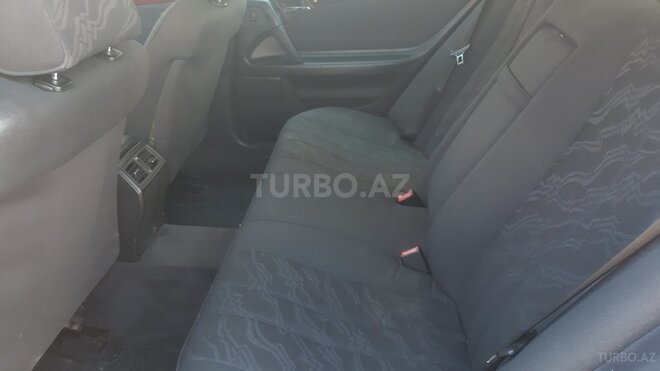 Mercedes E 200 1997, 270,000 km - 2.0 l - Bakı