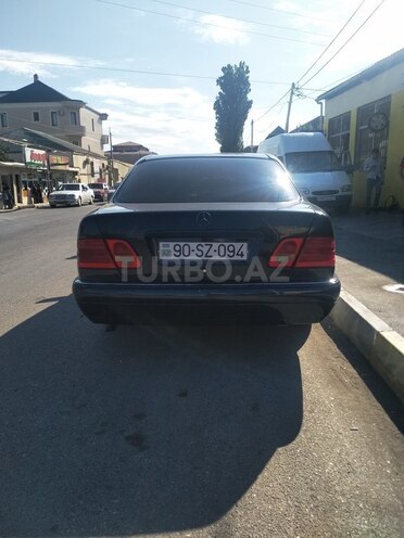 Mercedes E 230 1995, 366,000 km - 2.3 л - Xırdalan