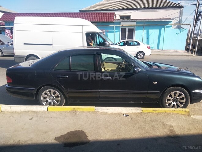 Mercedes E 230 1995, 366,000 km - 2.3 л - Xırdalan
