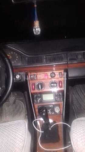 Mercedes E 200 1993, 471,536 km - 2.0 l - Bakı