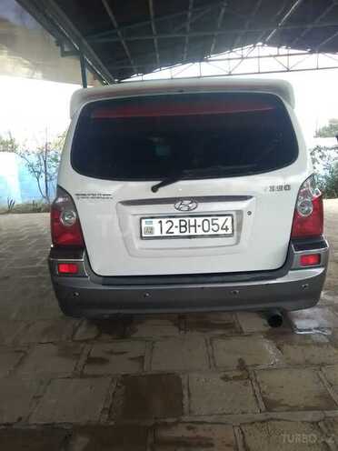 Hyundai Terracan 2002, 230,000 km - 2.5 l - Biləsuvar