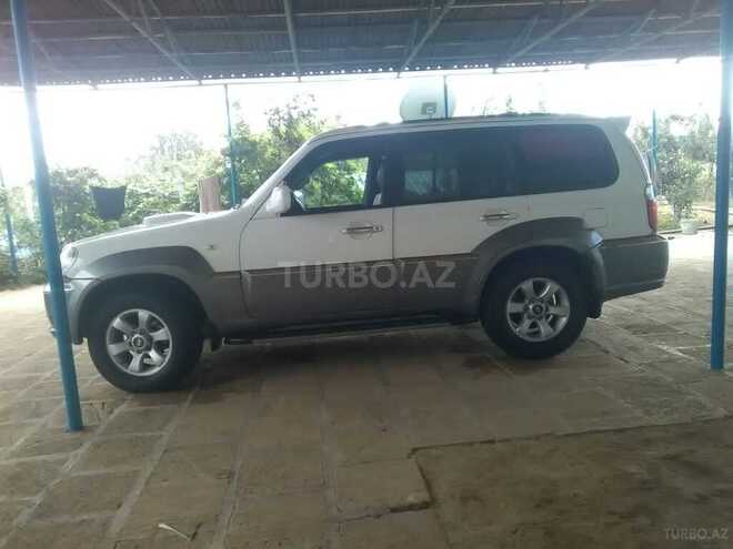 Hyundai Terracan 2002, 230,000 km - 2.5 l - Biləsuvar