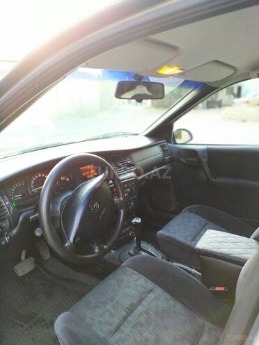Opel Vectra 1998, 272,517 km - 1.6 l - Bakı