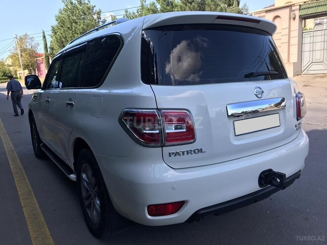 Nissan Patrol 2010, 161,000 km - 5.6 l - Bakı