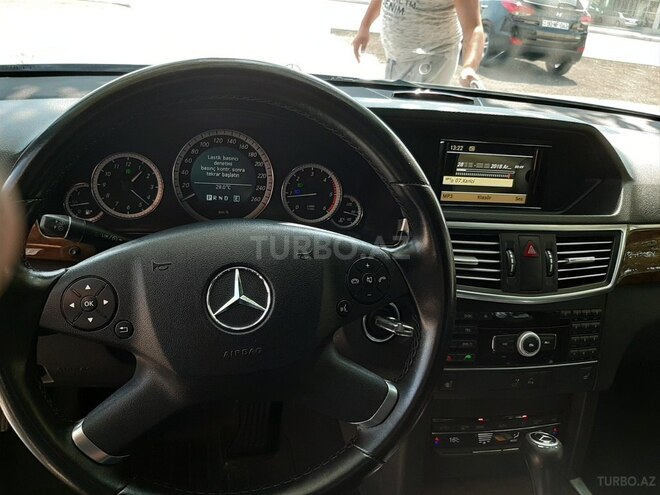 Mercedes E 220 2011, 184,000 km - 2.2 l - Bakı