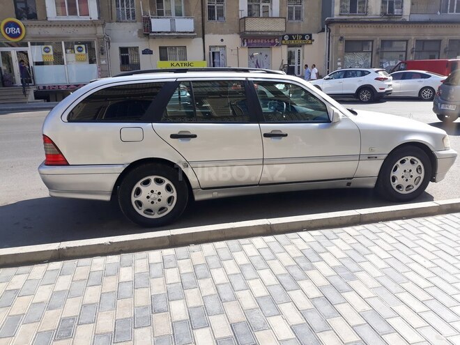 Mercedes C 220 1999, 450,000 km - 2.2 l - Bakı