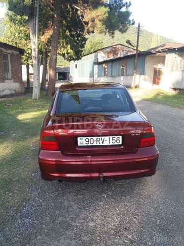 Opel Vectra 1999, 247,000 km - 1.8 l - Qax