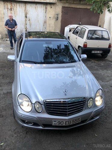 Mercedes E 500 2003, 237,000 km - 5.0 l - Bakı