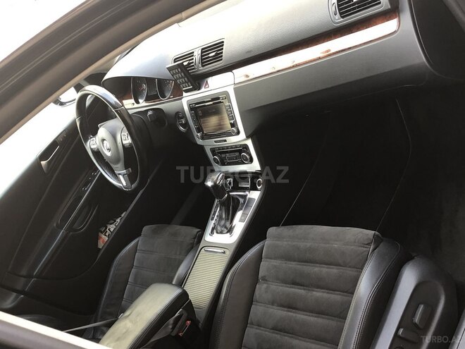Volkswagen Passat 2010, 122,000 km - 1.8 л - Bakı