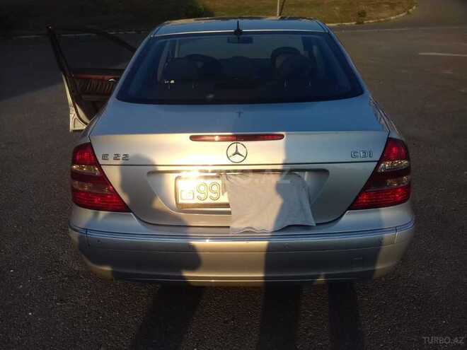 Mercedes E 220 2005, 204,121 km - 2.2 l - Bakı